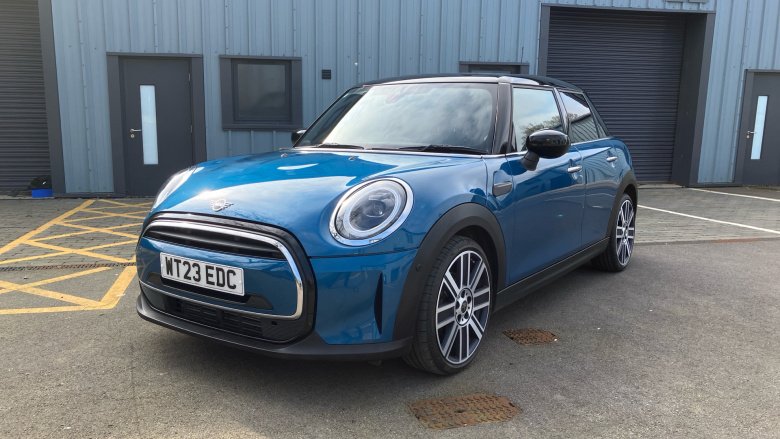 MINI Hatchback 1.5 Cooper Exclusive Premium Plus 5dr Auto Petrol Hatchback